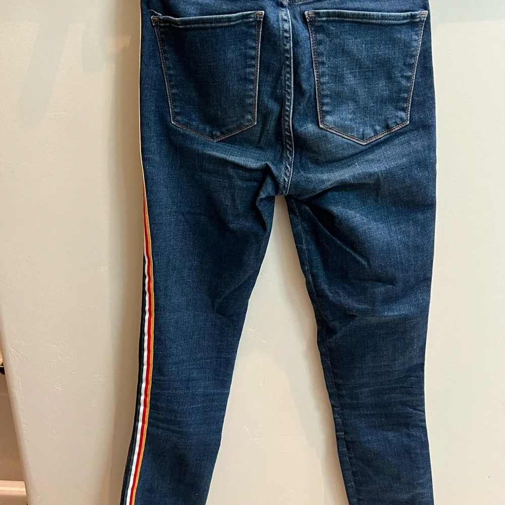 Simone High Rise Ankle Jean